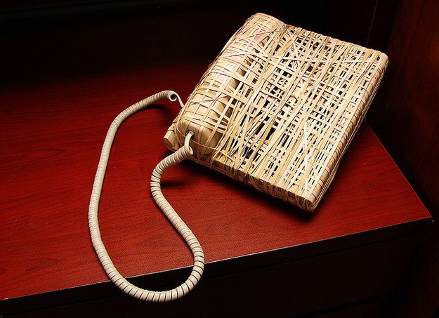 office rubber band prank